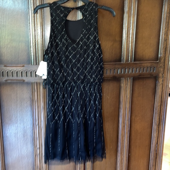 NWT Size 4 Liliana Black Beaded Cocktail Dress - Picture 4 of 4